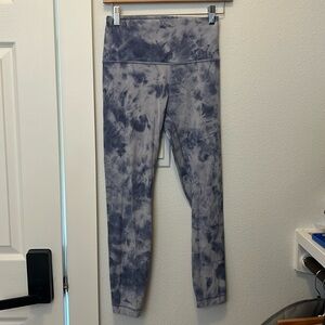 Lululemon size 6 purple and gray align leggings 25”